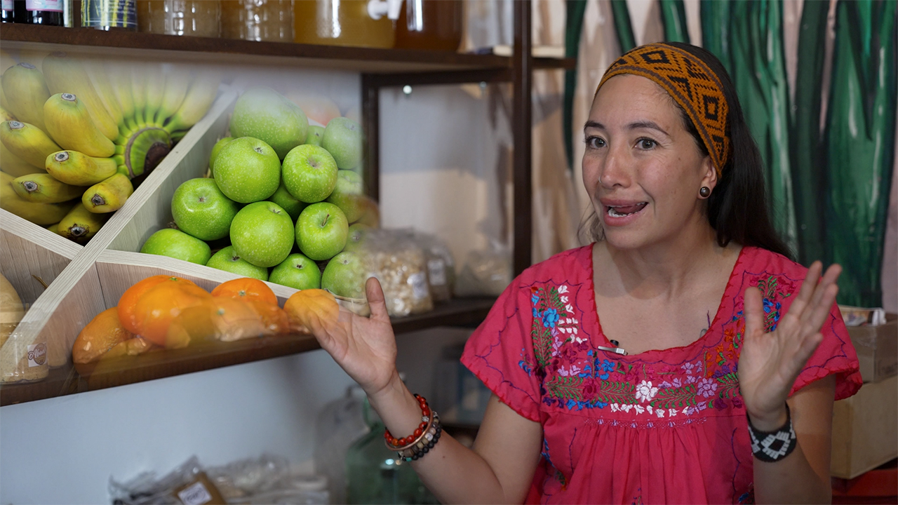 Comprar en mercados agroecológicos es en beneficio de la economía campesina, de los suelos, del agua y de tu salud.